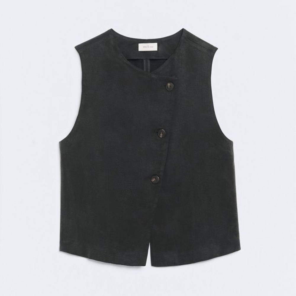 ese O ese cannes vest